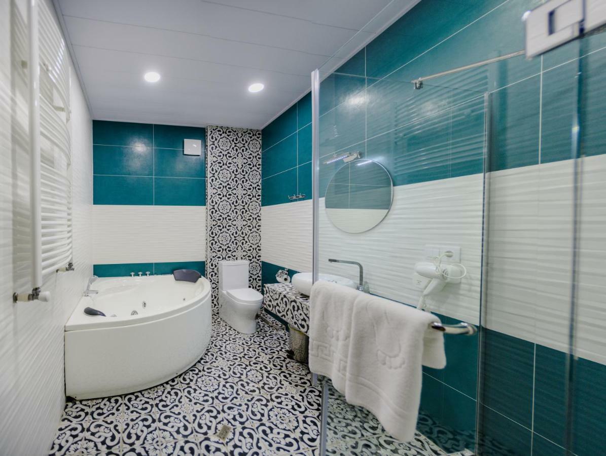 Golden Globe Boutique Hotel Tbilisi Exterior foto